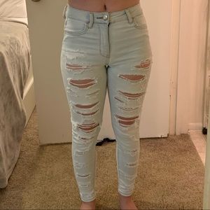 American Eagle Ripped Light Wash High Rise Jeggings (US 2)